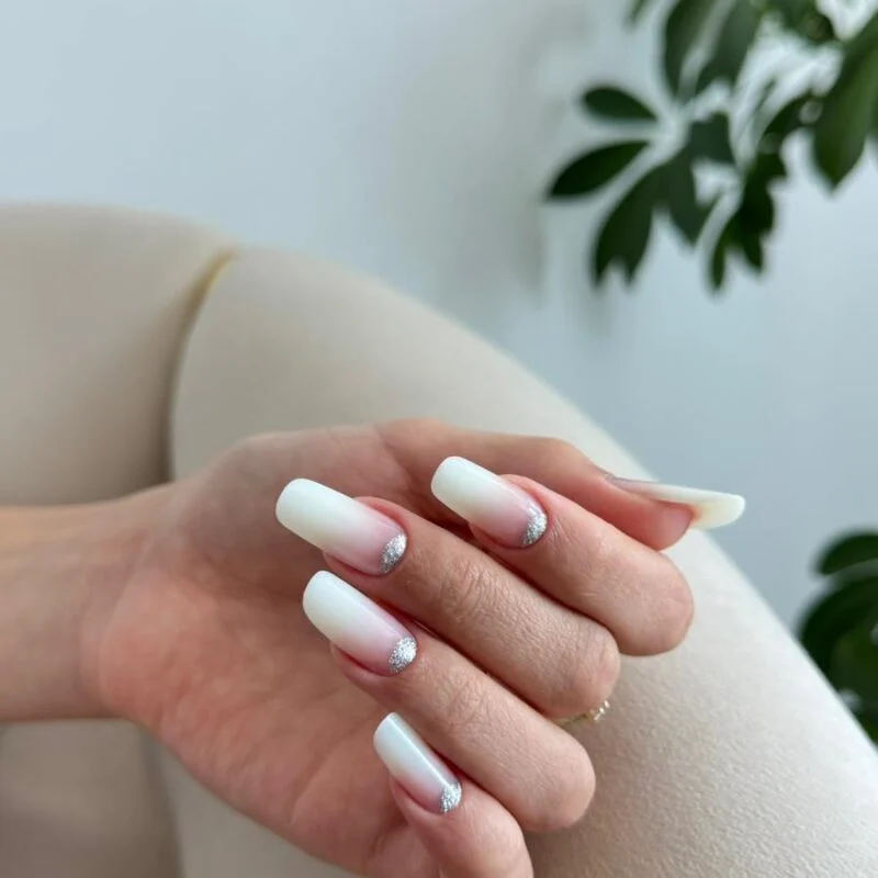 Manichiură profesională unghii gel — AT Nail Academy Ploiești