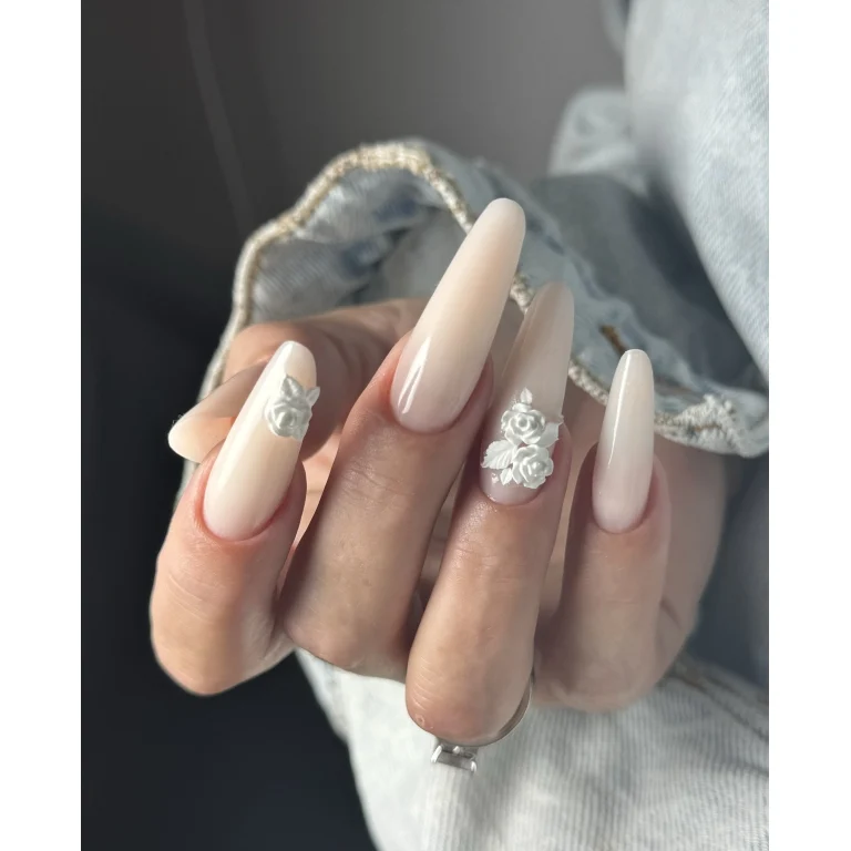 Manichiură profesională unghii gel — AT Nail Academy Ploiești