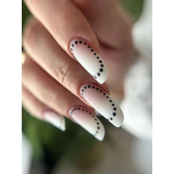 Manichiură profesională unghii gel — AT Nail Academy Ploiești